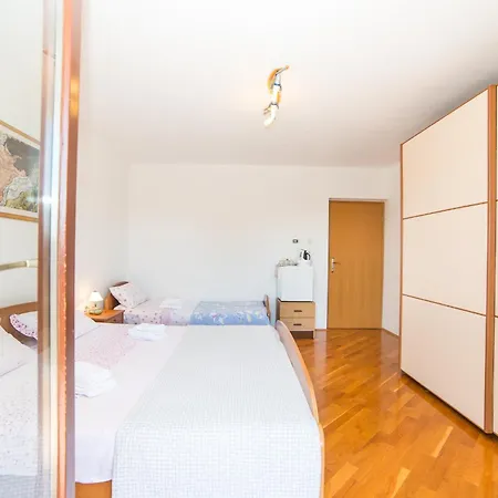 Glavan 63 רוביני